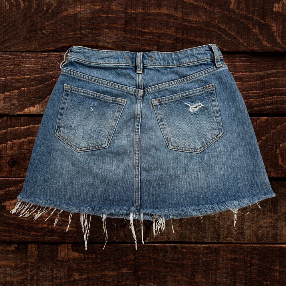 Free People We the Free Breezy Denim Distressed Button Fly Mini Skirt 27 - Picture 3 of 8
